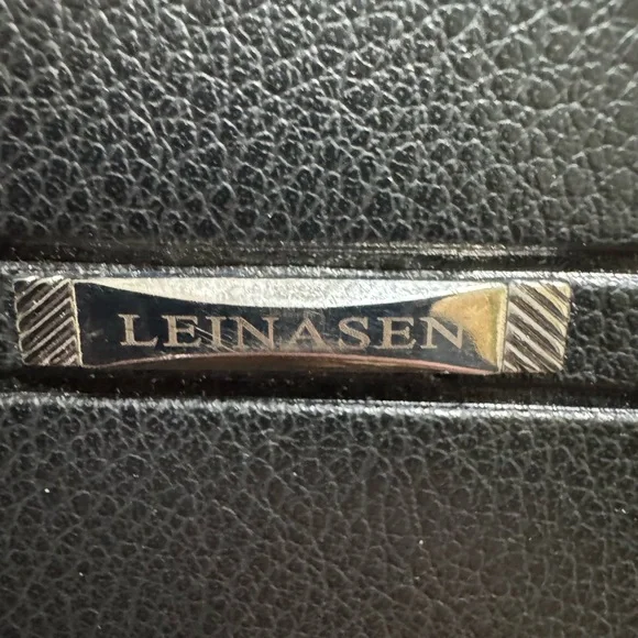 Men’s Black Zip-Around Wallet - Picture 3 of 10